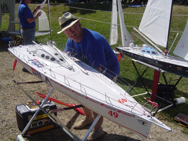 large rc sailboats